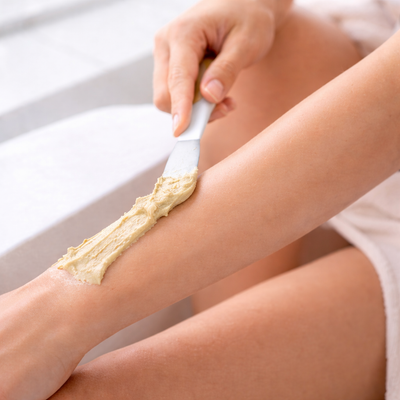 Gently wipe off in the opposite direction of hair growth, then rinse with water to reveal smooth, soft skin.